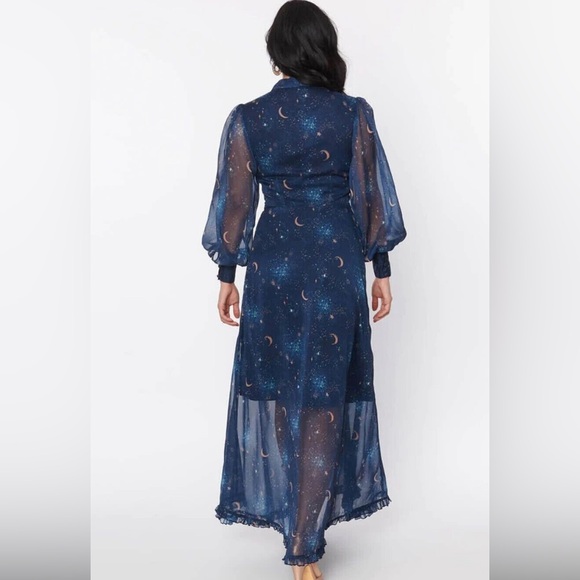 Unique Vintage polyester maxi dress in blue - Picture 2 of 7